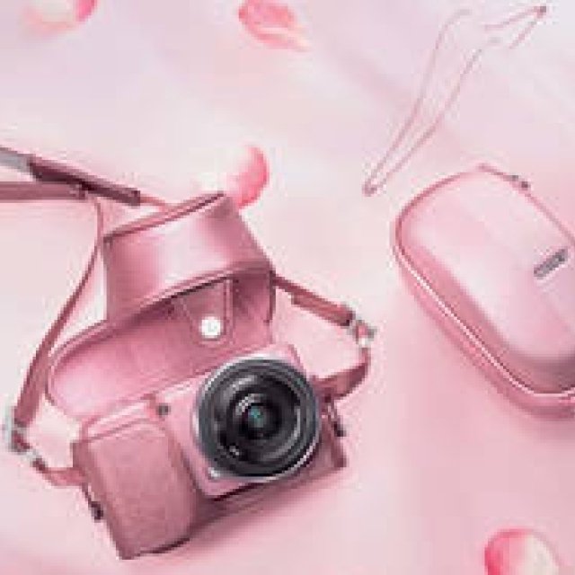  Sony｜デジタル一眼カメラ「NEX-3」にピンクが登場 ギャラリー