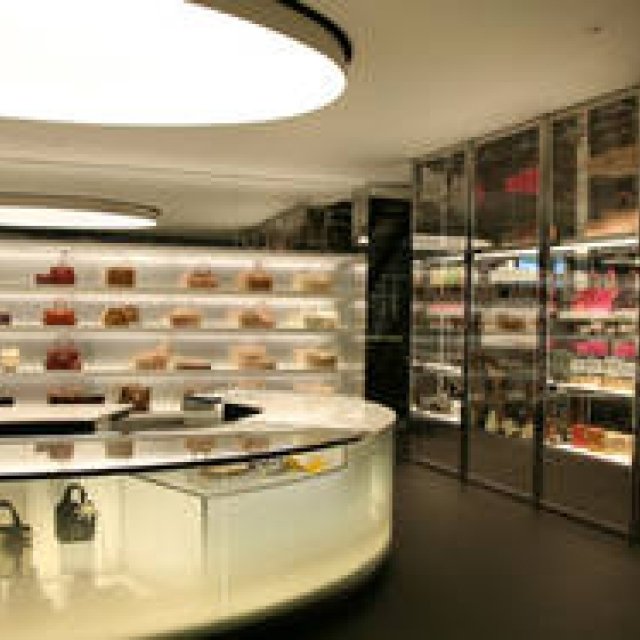  MARC JACOBS｜「マーク ジェイコブス」旗艦店が、南青山にオープン！ ギャラリー