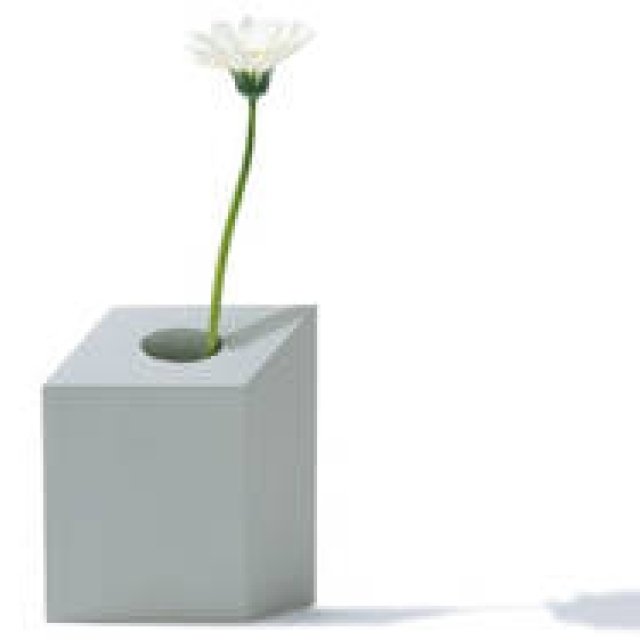  E&Y｜鈴木 元デザインのフラワーベース「OBLIQUE」 ギャラリー