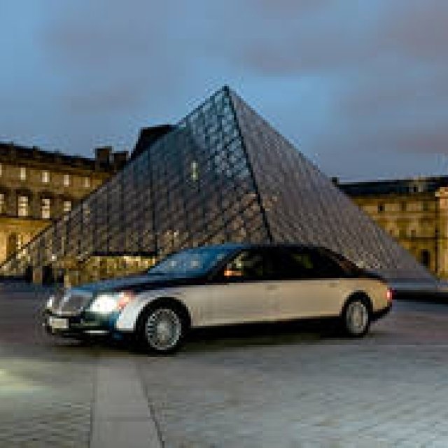  MAYBACH　初の美術館とのパートナーシップ ギャラリー