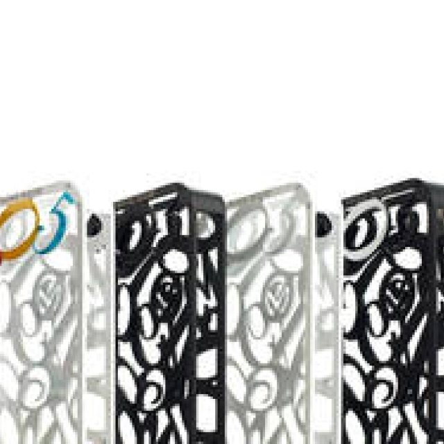  フランク・ミュラー｜Franck Muller｜フランク・ミュラー特製 豪華仕様のiPhone 4ジャケットが登場 ギャラリー