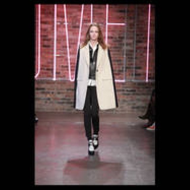  DKNY｜2011年秋冬コレクション速報