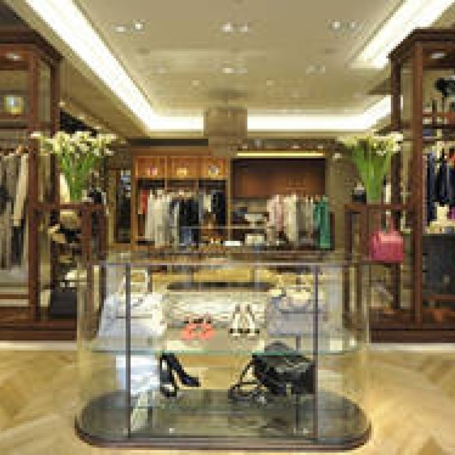  TOMORROWLAND｜銀座並木通りに『トゥモローランド 銀座店』オープン ギャラリー