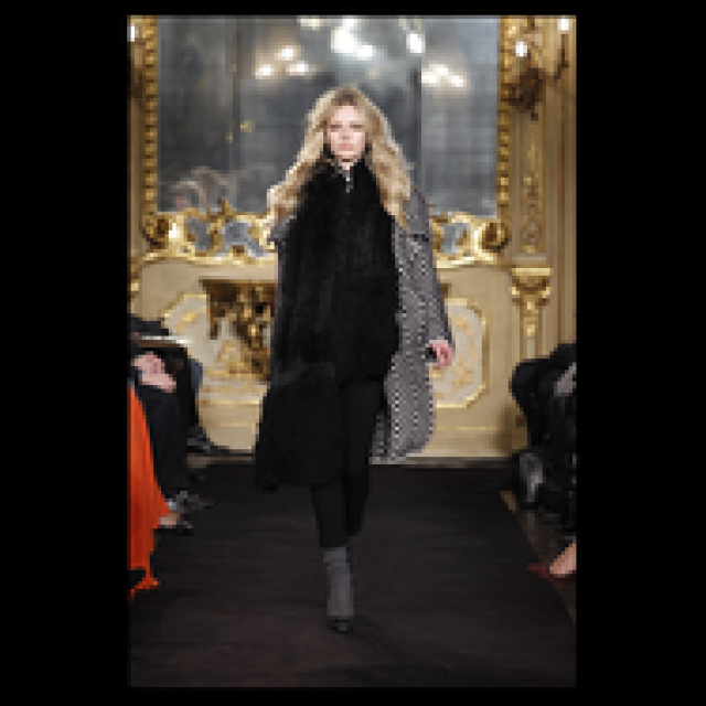  Les Copains｜2011年秋冬コレクション速報