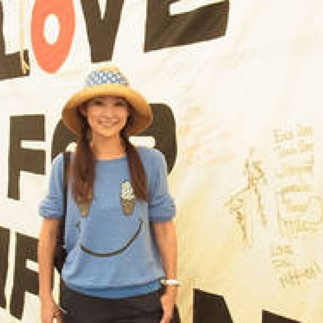  連載・SAKURA｜2011.5｜第13回 横浜赤れんが特設会場でチャリティー活動！ ギャラリー