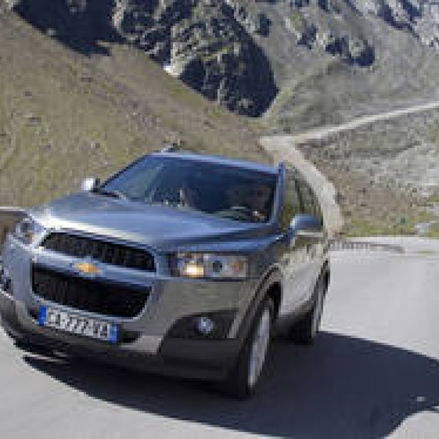  CHEVROLET CAPTIVA ギャラリー