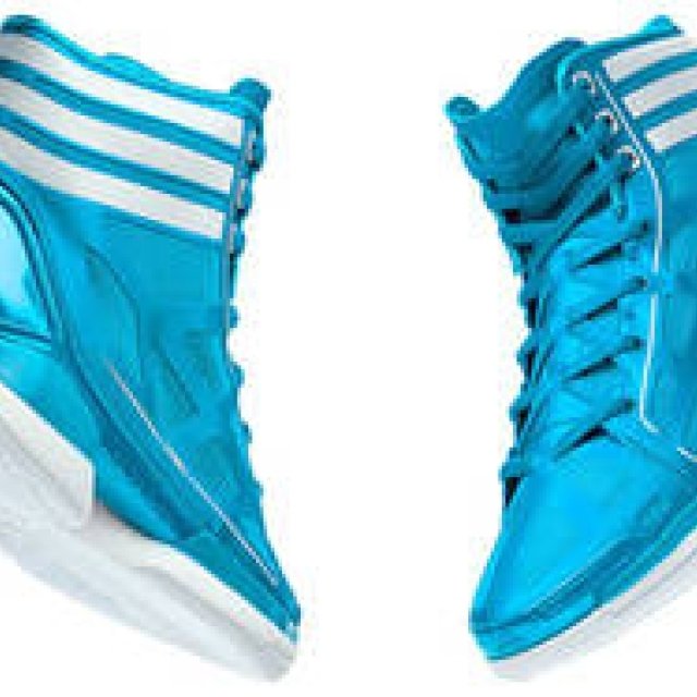  adidas｜史上最軽量バスケットシューズ「adizero crazy light」 ギャラリー