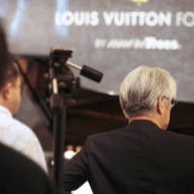  more trees × ルイ・ヴィトン｜「ルイ・ヴィトンの森」が六本木に出現！ ギャラリー