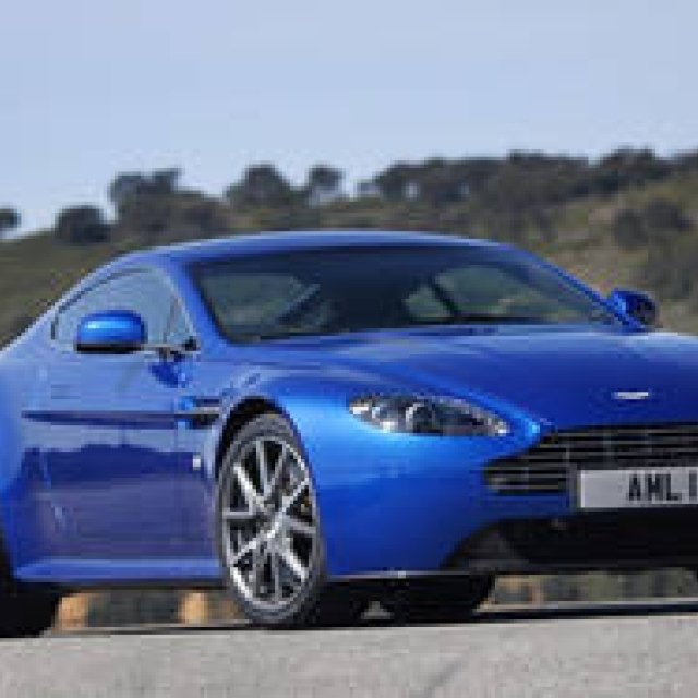  ASTON MARTIN V8 Vantage S｜走りを動画で公開 ギャラリー