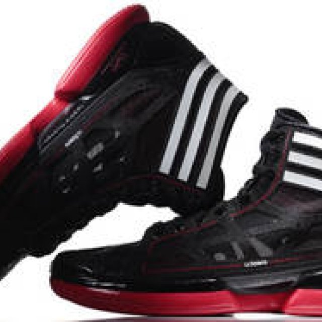  adidas｜超軽量バッシュ「adizero crazy light」実感リポート ギャラリー