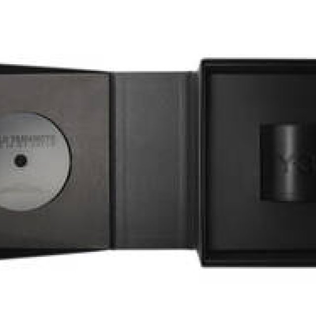  Y-3｜全世界3000セット『YOHJI YAMAMOTO：THIS IS MY DREAM』限定DVD BOX ギャラリー
