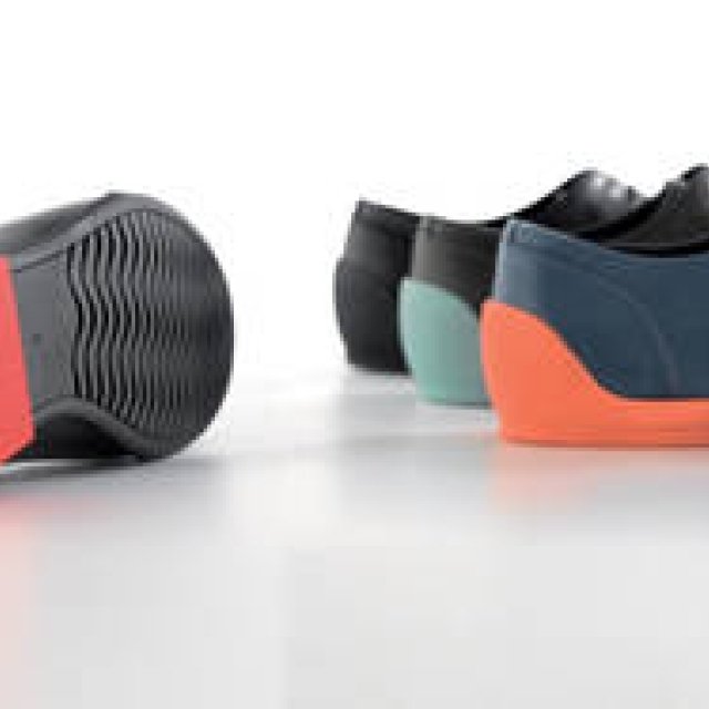  CAMPER｜デザイナーとの刺激的な最新コラボレーション ギャラリー