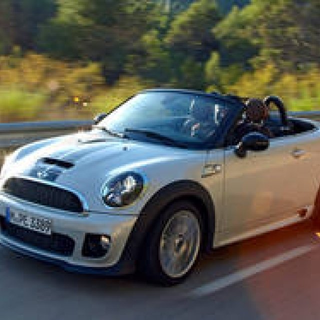 MINI クーペにつづく市販車史上初のロードスターが登場｜MINI ギャラリー