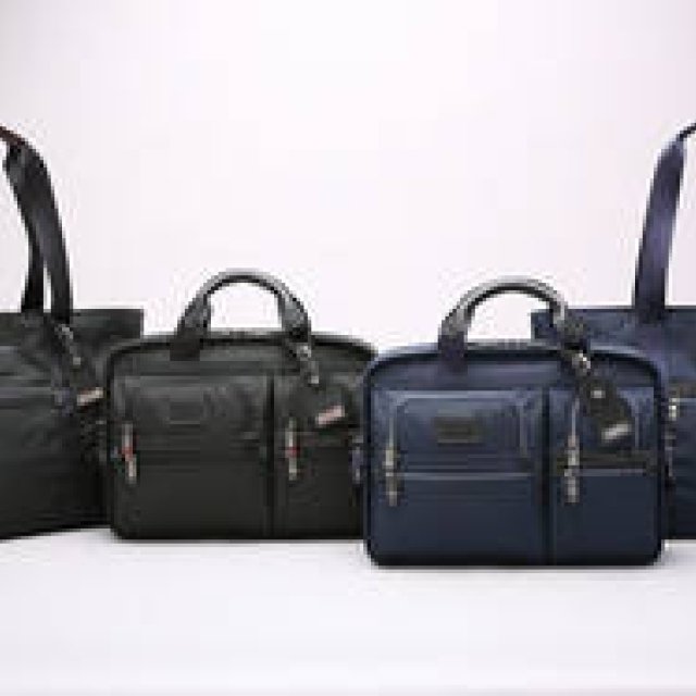 TUMI｜トゥミの2011年クリスマスギフト・セレクション ギャラリー