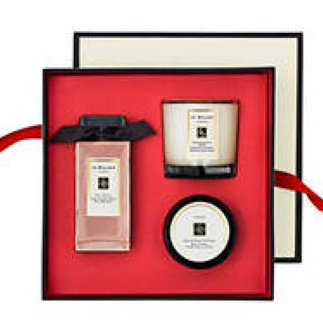 Jo Malone｜コンバイニングも楽しめる「CELEBRATE CHRISTMAS 2011」 ギャラリー