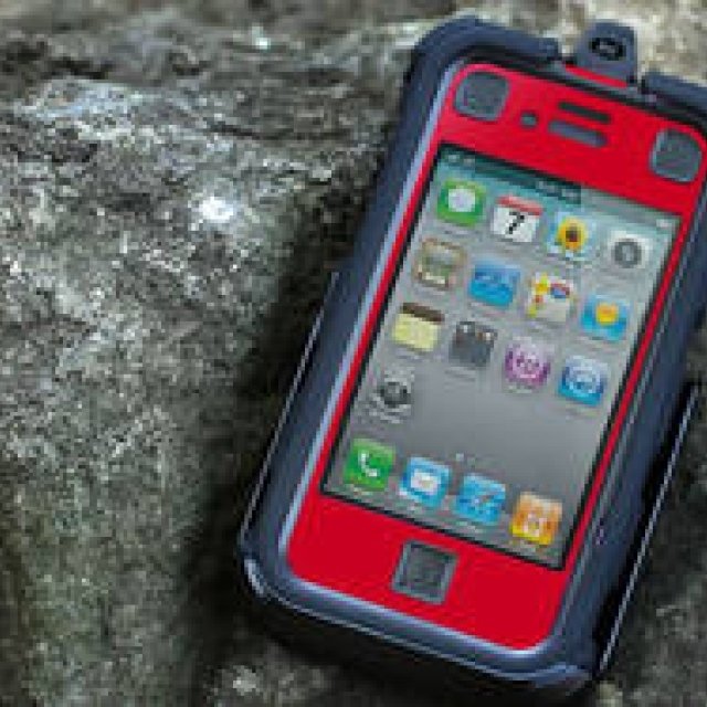 FOCAL｜完全防備な5重構造のiPhone 4S/4用タフケース ギャラリー