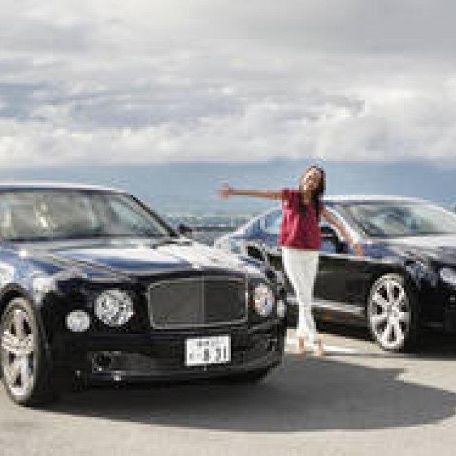 ベントレー　最新サルーン&クーペにOPENERSブロガー清水久美子が試乗！｜BENTLEY ギャラリー