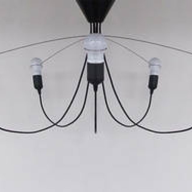 mYwaY｜ミシャ・ヴォス渾身の作品「ヘビー・ガイ・シャンデリア」 ギャラリー