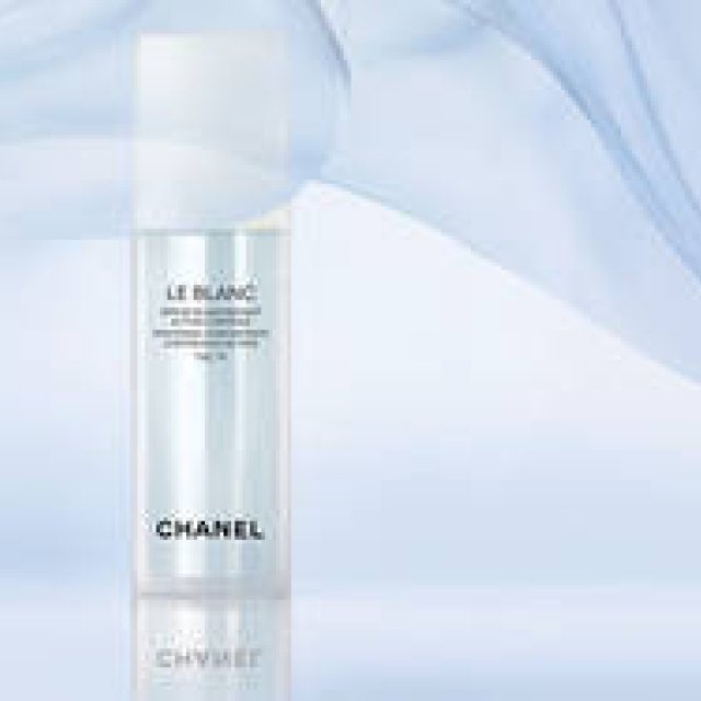 CHANEL｜待望の新アイテム登場で「ル ブラン」のラインナップ完成