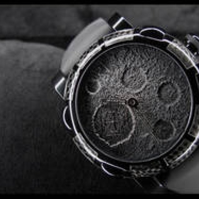 Gallery 歴史の浅い時計会社がつくる歴史的な時計 ROMAIN JEROME｜ロマン・ジェローム