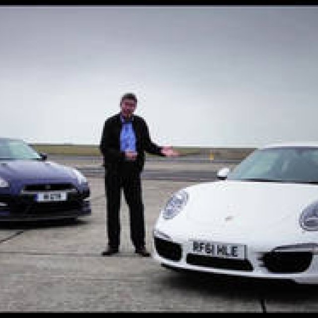 日産GT-R vs. ポルシェ911 カレラ S｜Porsche｜日産 ギャラリー