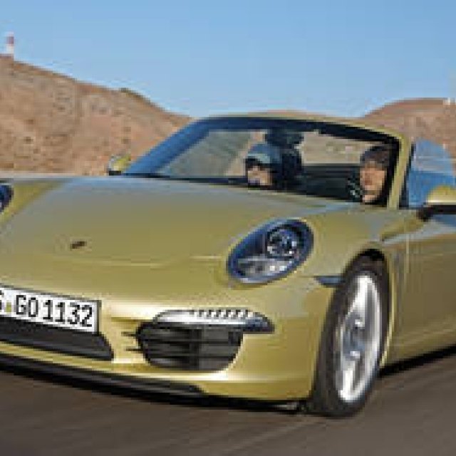 渡辺敏史ポルシェ911カブリオレ試乗記