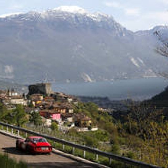 LOUIS VUITTON CLASSIC SERENISSIMA RUN 2012 （2）