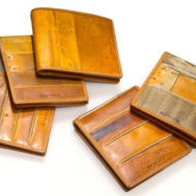 COACH│思い出のグローブを世界でひとつだけの財布にリメイク ギャラリー