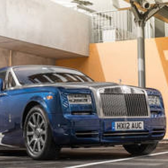 ロールス・ロイス ファントム シリーズII国内導入｜Rolls-Royce ギャラリー