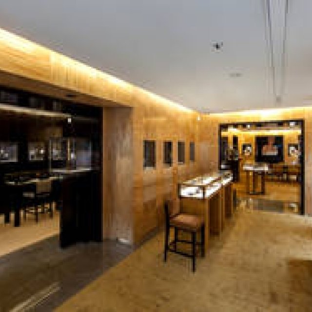 ルイ・ヴィトンがヴァンドーム広場にサロンとアトリエをオープン｜LOUIS VUITTON