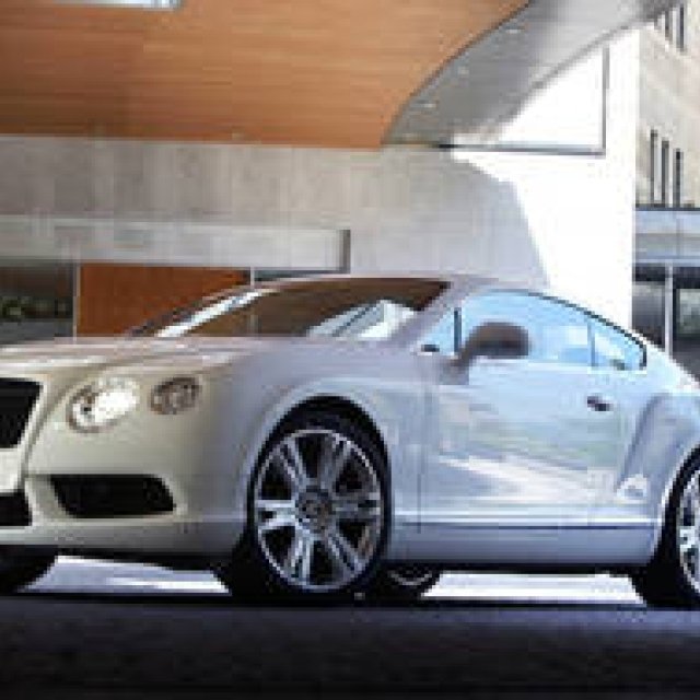 ベントレー コンチネンタル GT V8に試乗｜Bentley ギャラリー