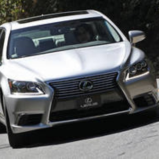 レクサスLS 2013年モデルに試乗｜Lexus ギャラリー