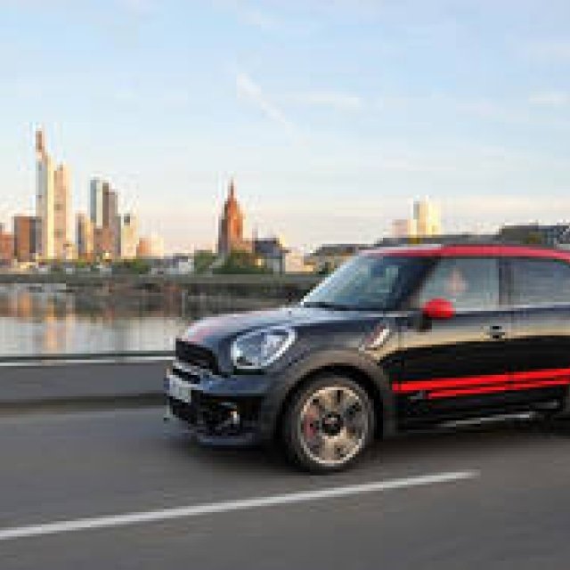 ミニ ジョン・クーパー・ワークス クロスオーバー発表｜MINI ギャラリー