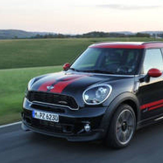 ミニ ジョン・クーパー・ワークス クロスオーバーに試乗｜MINI ギャラリー