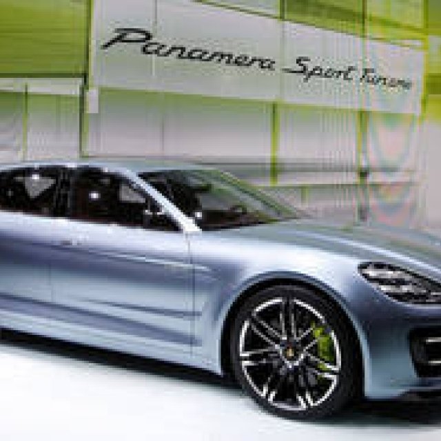 パリ現地リポート｜Porsche ギャラリー