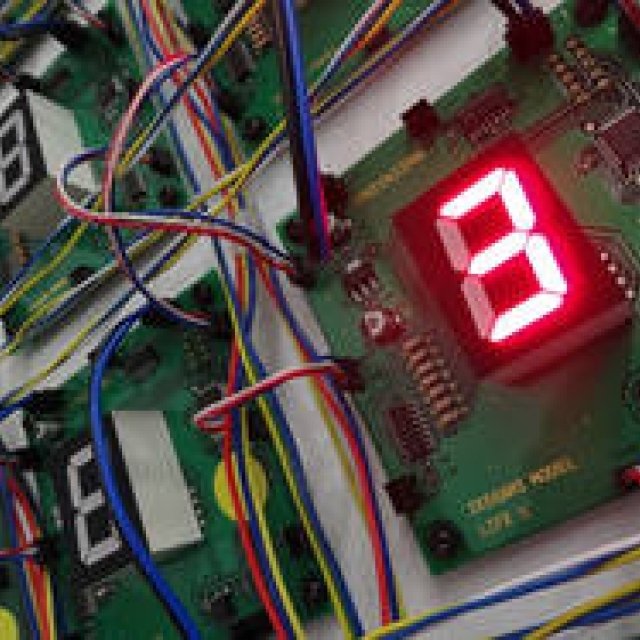 ART│人工生命の科学にアプローチする新ガジェットを使った意欲作　『宮島達男LIFE I-model』展 ギャラリー