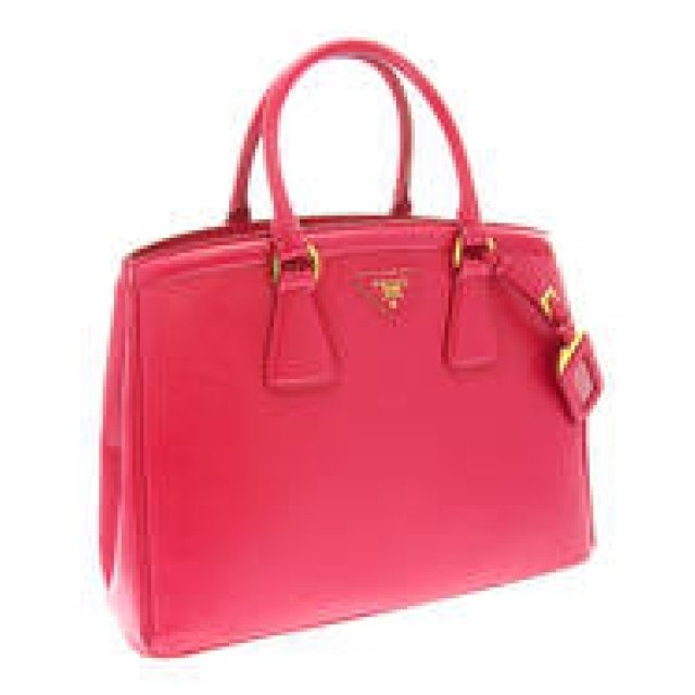 PRADA｜プラダからビジネスにも使える新作バッグが登場 ギャラリー