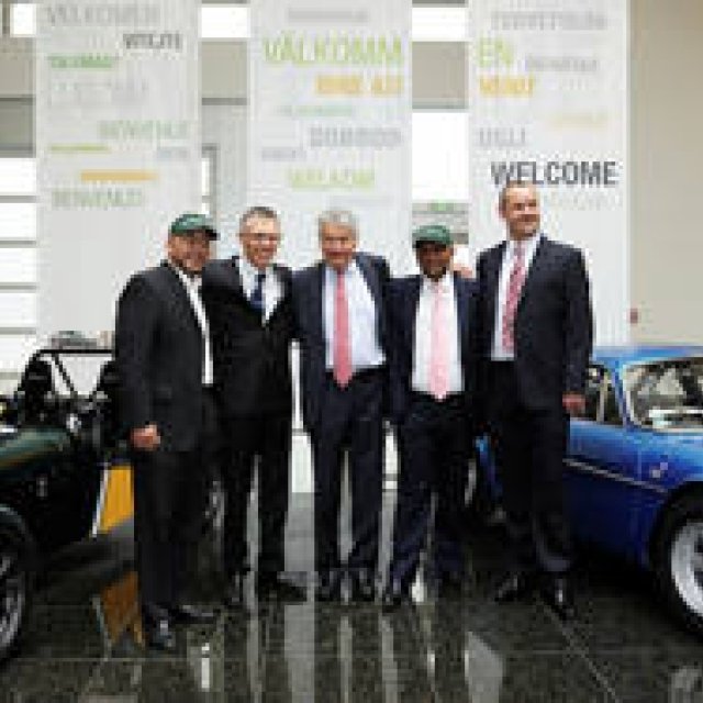 アルピーヌとケーターハムが新型車を共同開発｜Renault ギャラリー