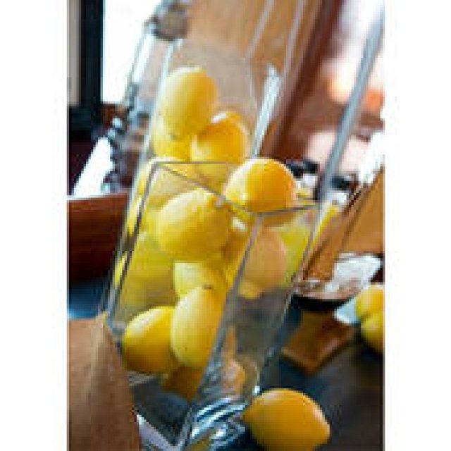 シュウェップス｜EAT｜成澤由浩シェフと“苦味”がいざなう究極の味覚体験