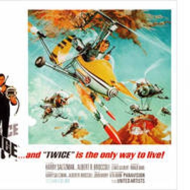 BOOK│3代目のロジャー・ムーアが案内“3007部のみ”の『BOND ON BOND 007アルティメイトブック』