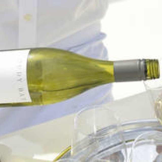 EAT｜大自然が育んだ極上ワイン「クラウディー ベイ ソーヴィニヨン ブラン 2012」｜クラウディー ベイ ギャラリー