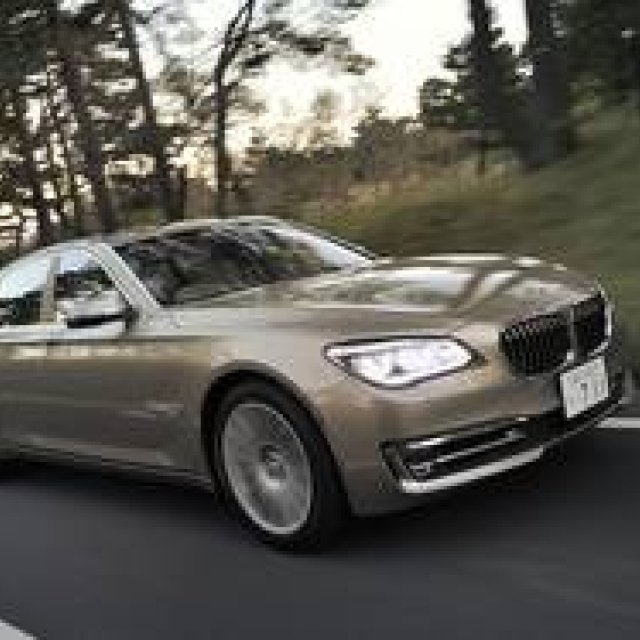 BMW 7シリーズに試乗｜BMW ギャラリー