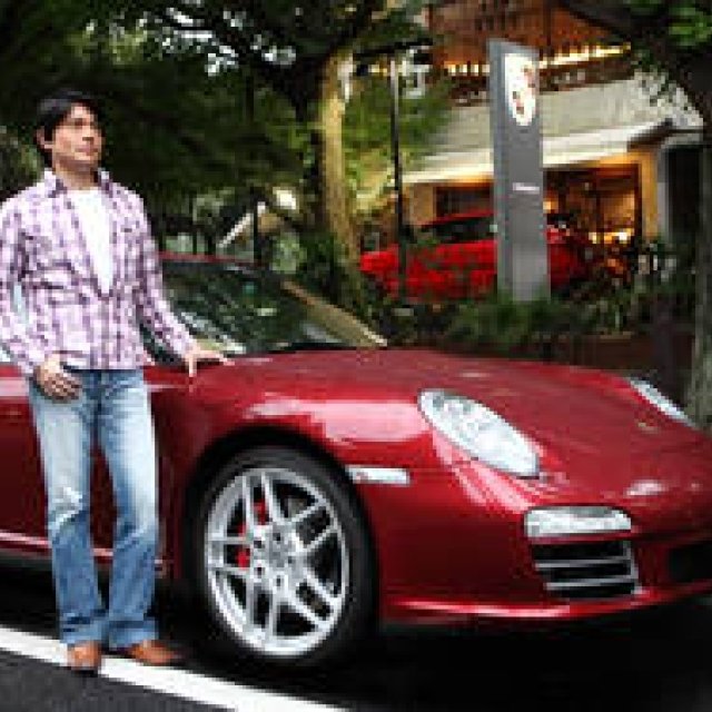 あなたのクルマ 見せてください｜第5回　安東弘樹 × ポルシェ 911 カレラ 4S