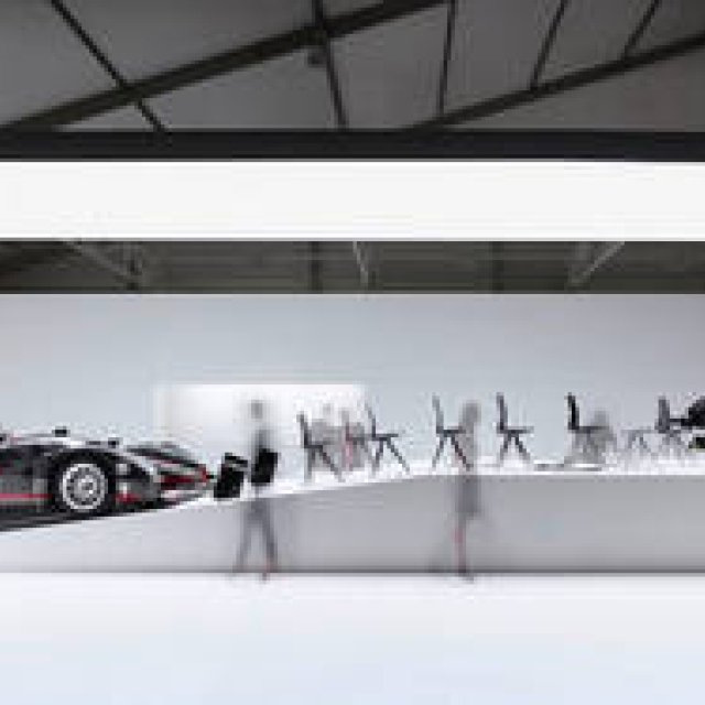 アウディ ウルトラ チェアー｜Audi ギャラリー