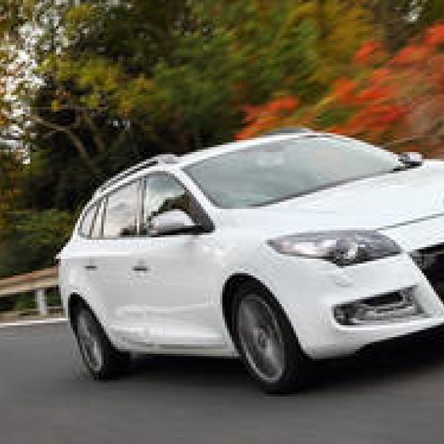 ルノーメガーヌ エステート GTライン に試乗｜Renault ギャラリー