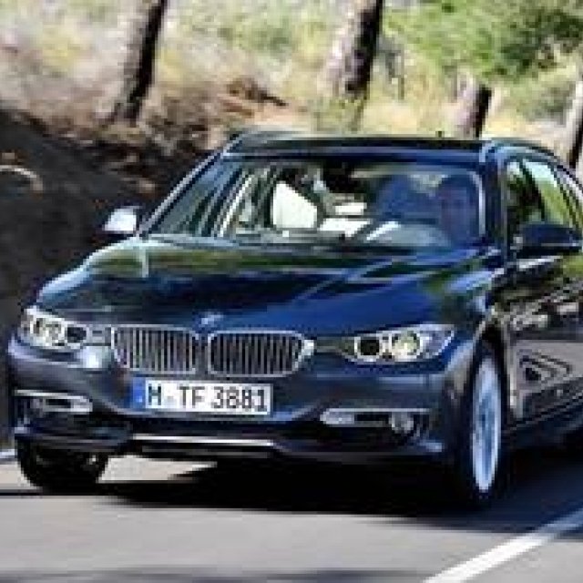 BMW 320iツーリングが日本上陸｜BMW ギャラリー
