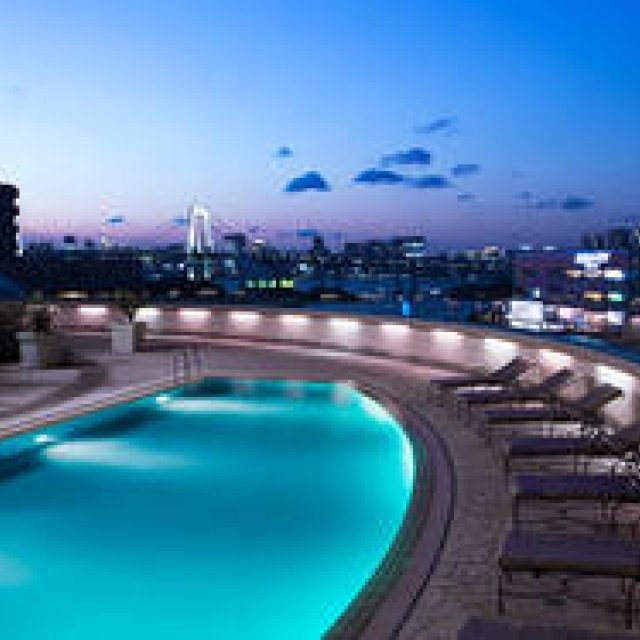 東京の夜景 × ナイトプールという贅沢体験｜Grand Nikko Tokyo Daiba