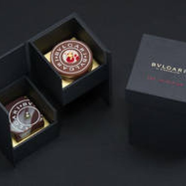 ブルガリ｜彼と彼女で楽しむ“宝石”　バレンタイン限定チョコレートが登場｜BVLGARI