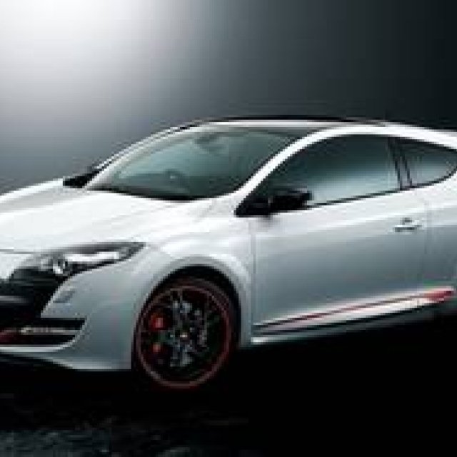 メガーヌR.S.がエコ装備を獲得｜renault