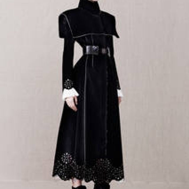 Alexander McQueen｜2013年秋冬プレコレクション